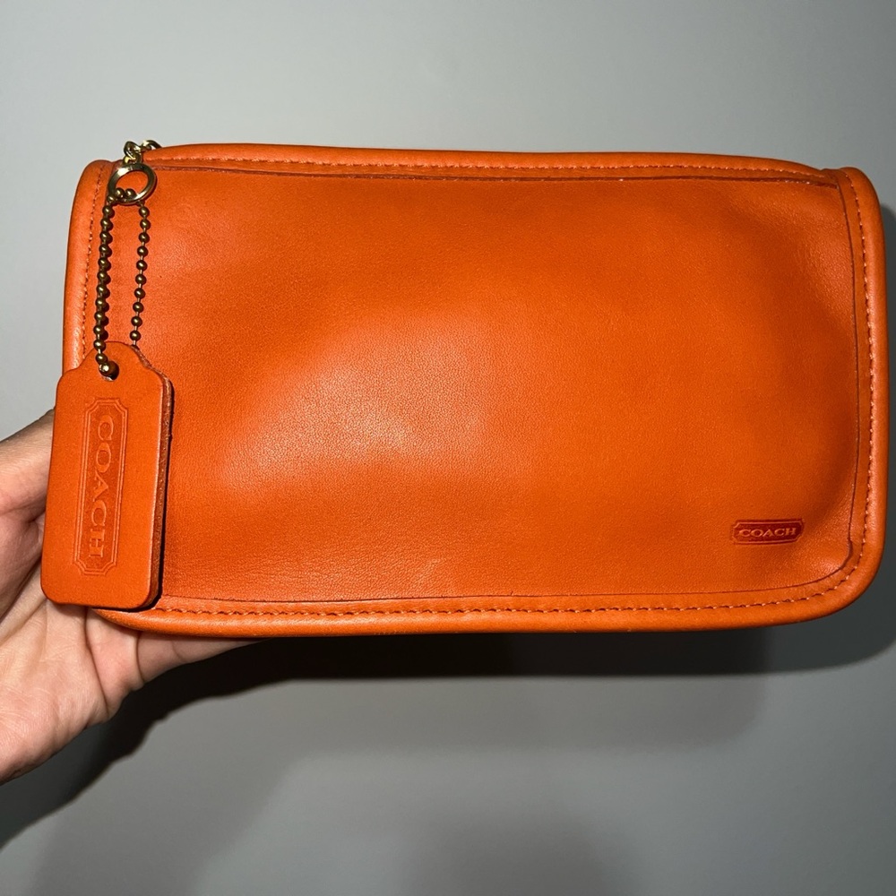 SOLD 🚨Vintage Coach Chunky Case 7165